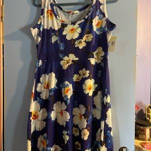Floral dress with tags
